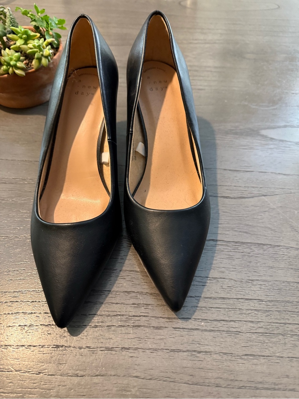 A New Day Black Pointed Toe Kitten Heels – Memory Foam Pumps Size 8 - Picture 2 of 6